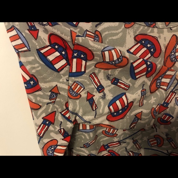 Lularoe Americana - fireworks IRMA  🧨 🧨🧨 - Picture 4 of 5